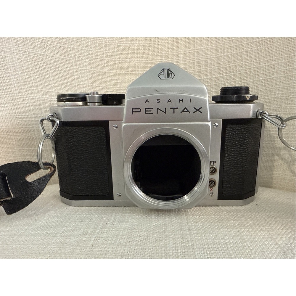 Asahi Pentax SV 35mm SLR Film camera body only - Spares & Repair